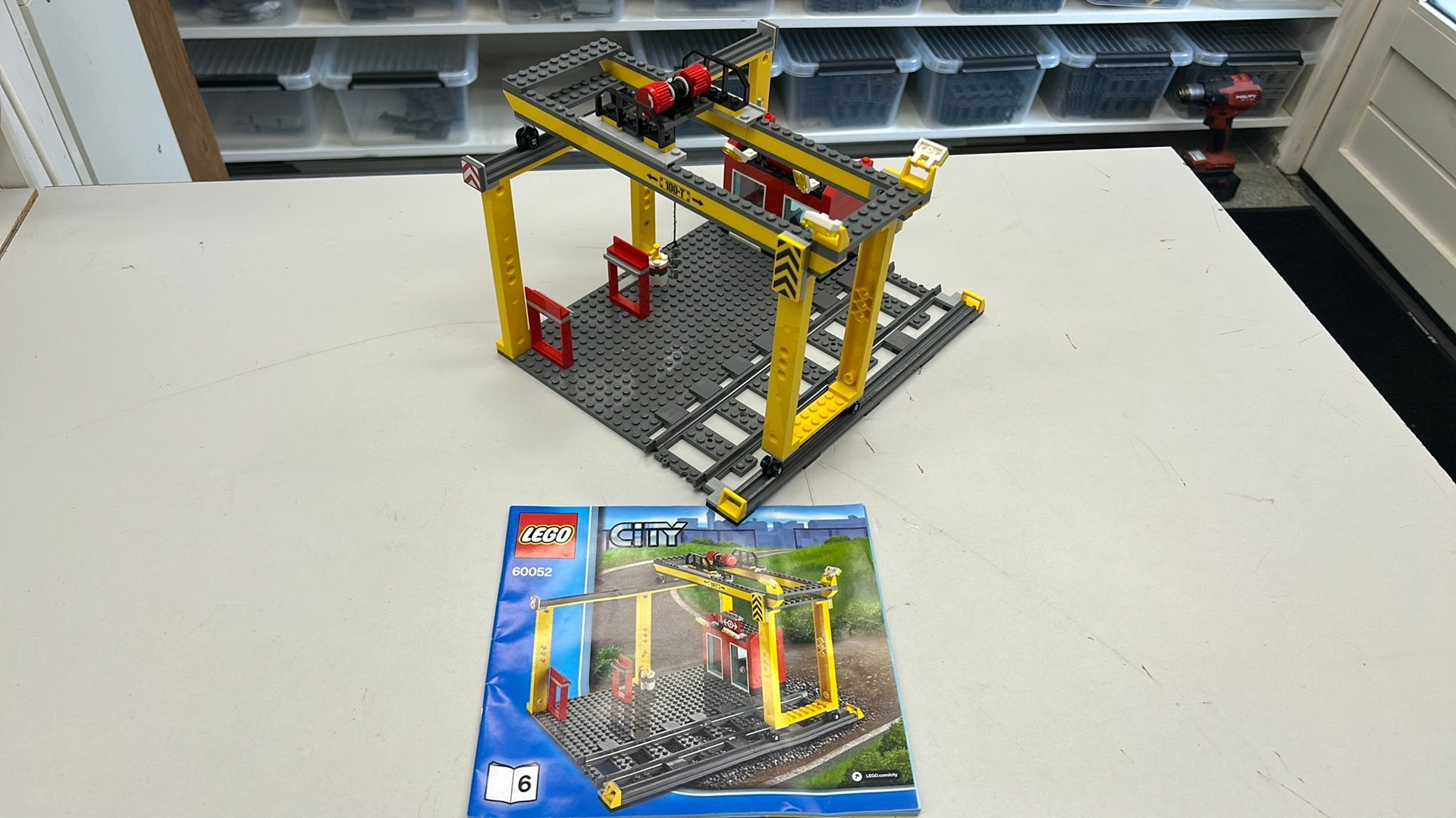 SB2931 Lego trein overslagkraan 60052 compleet + boekje, Ophalen of Verzenden, Zo goed als nieuw