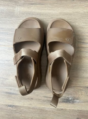 uggs sandalen maat 39, UGG, Beige, Zo goed als nieuw, Sandalen of Muiltjes