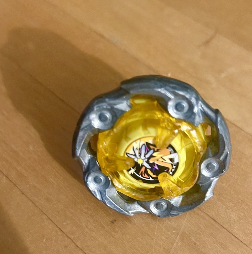 Beyblade X Wand wizzard 20 euro en Beyblade X Mamuth 10 euro, Verzamelen, Ophalen of Verzenden, Zo goed als nieuw