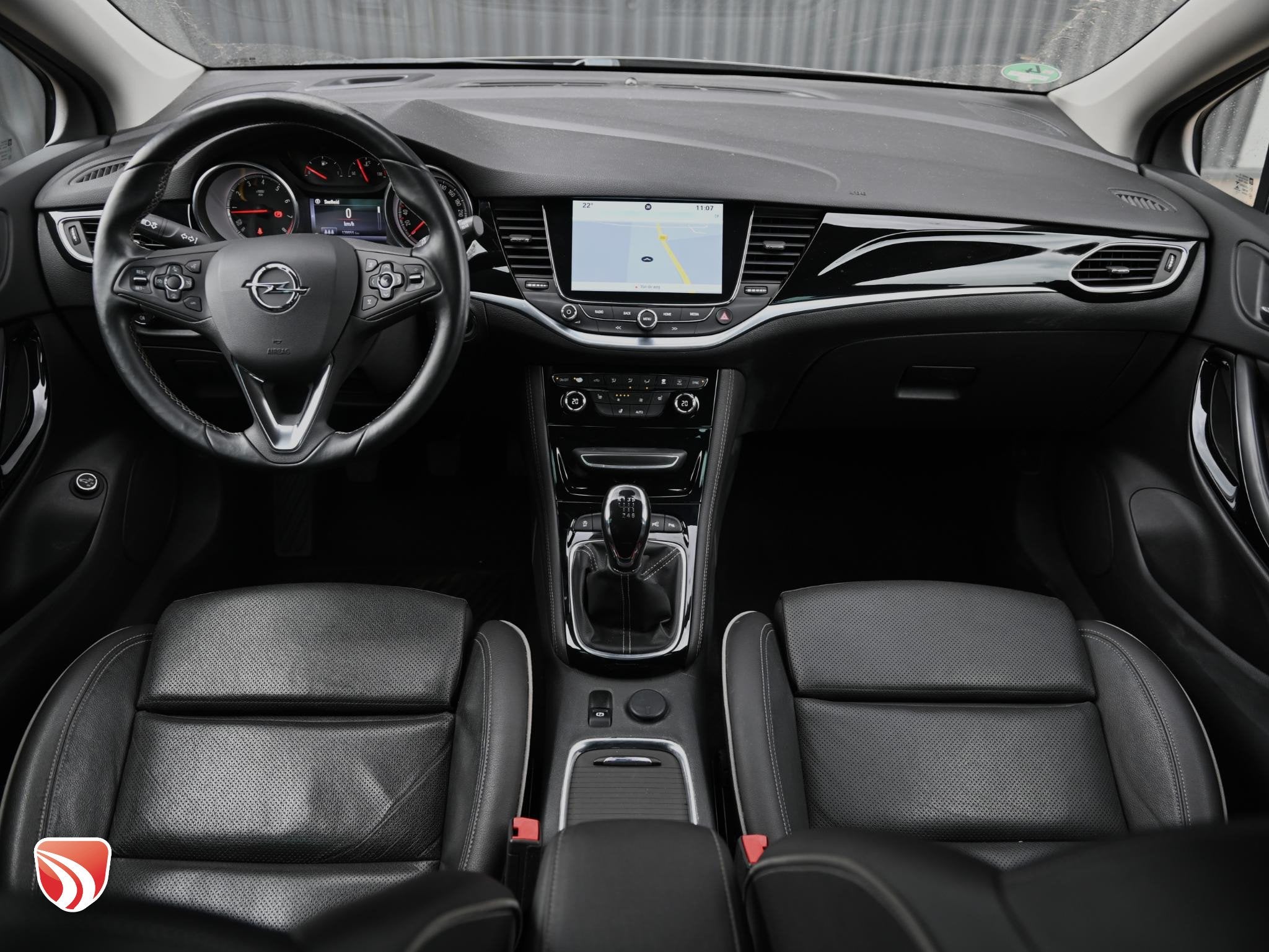 Opel Astra Sports Tourer 1.4 Innovation 150pk | Stoel-/Stuur, Auto's, Voorwielaandrijving, Gebruikt, 4 cilinders, Handgeschakeld