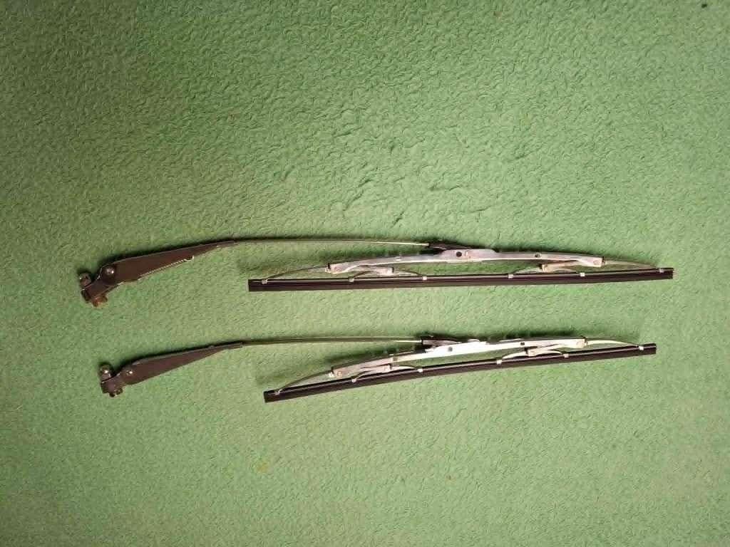 verchroomde ruitenwissers TOYOTA CELICA TA22/23/28, Auto-onderdelen, Ophalen of Verzenden, Gebruikt, Toyota