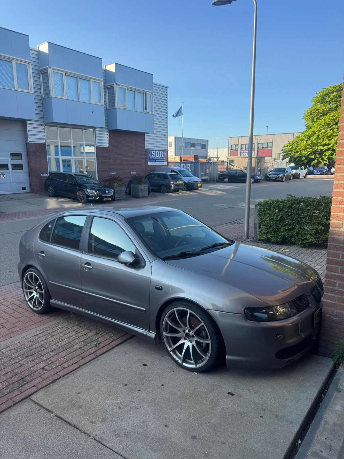 Seat Leon 1.8 20VT 132KW 2005 Grijs PROJECT, Auto's, Voorwielaandrijving, Zwart, 4 cilinders, 1264 kg