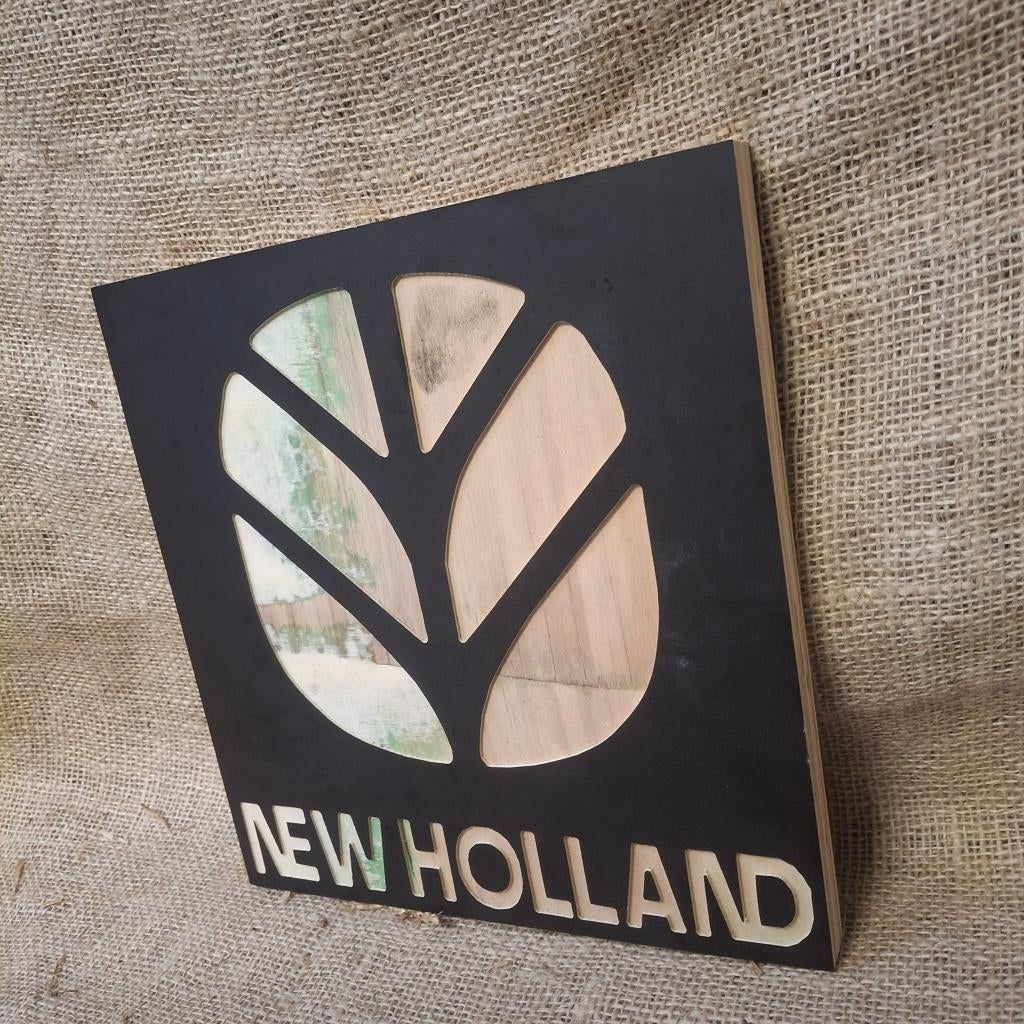 New Holland Logo gefrees uit hout / betonplex, Ophalen of Verzenden, Nieuw