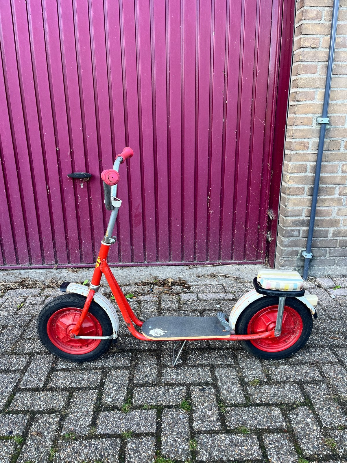 Loekie step met zitje en snelheidsmeter, Fietsen en Brommers, Ophalen of Verzenden, Gebruikt, Gewone step