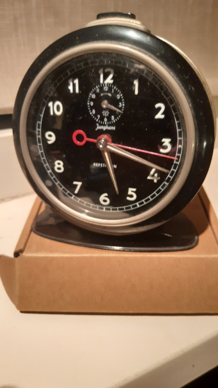Vintage Junghans wekker - Zwart met rode secondewijzer, Ophalen of Verzenden