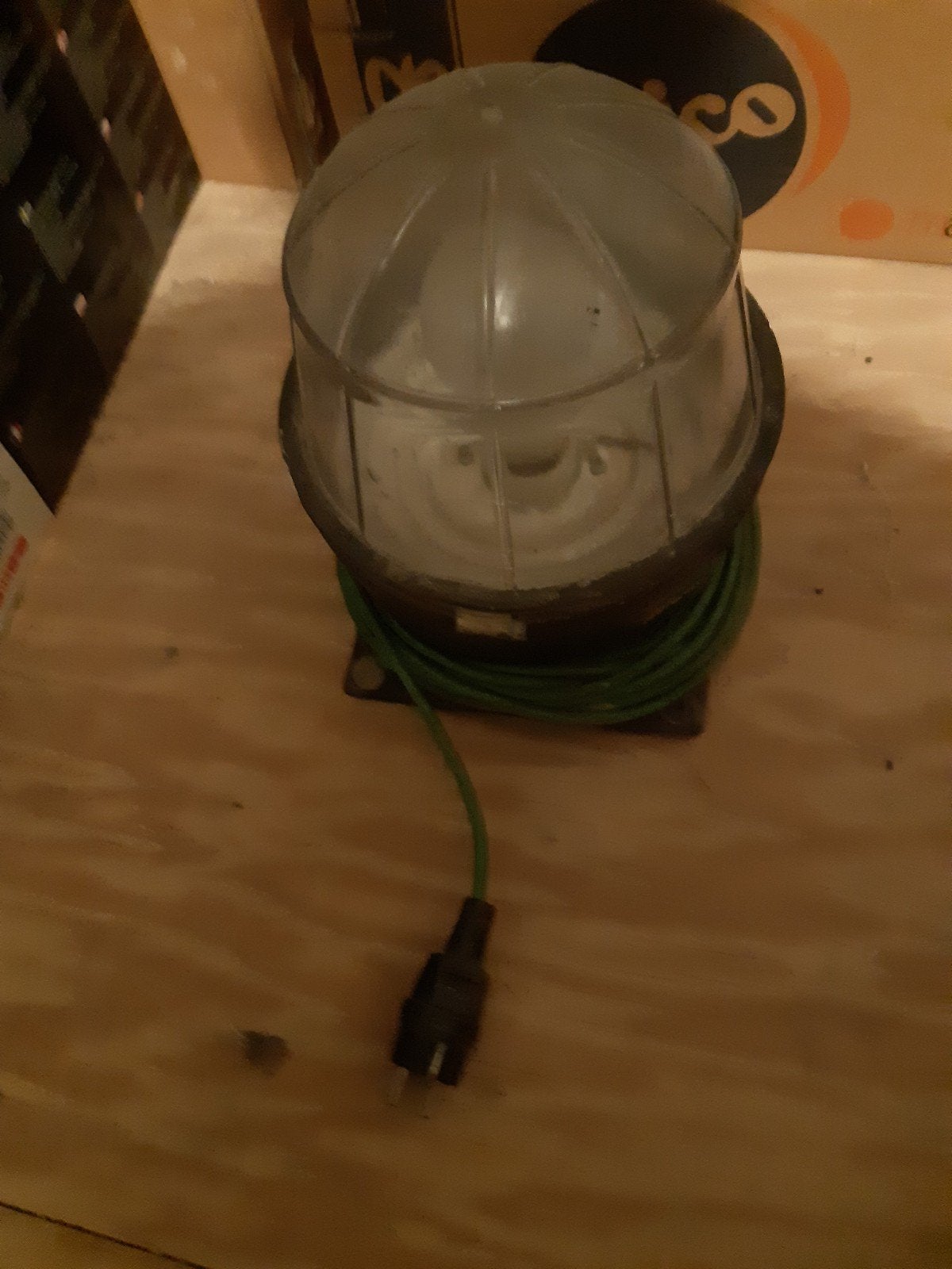 Robuuste bouwlamp met helder licht, Doe-het-zelf en Verbouw, Bouwverlichting, Ophalen, Gebruikt, 200 tot 500 watt, Lamp met armatuur