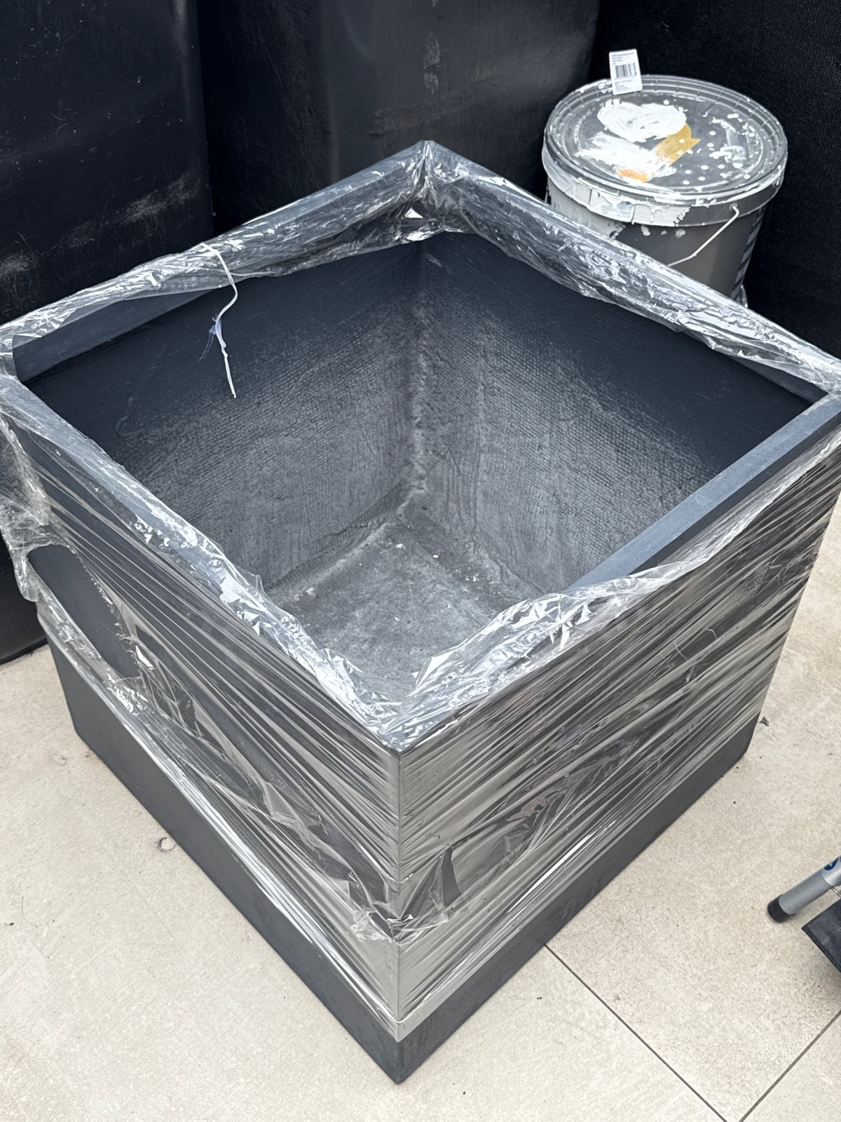 Nieuwe Kwantum plantenpot 55x55cm antraciet, Tuin en Terras, Bloempotten, Ophalen, Kunststof, 40 cm of meer, Vierkant