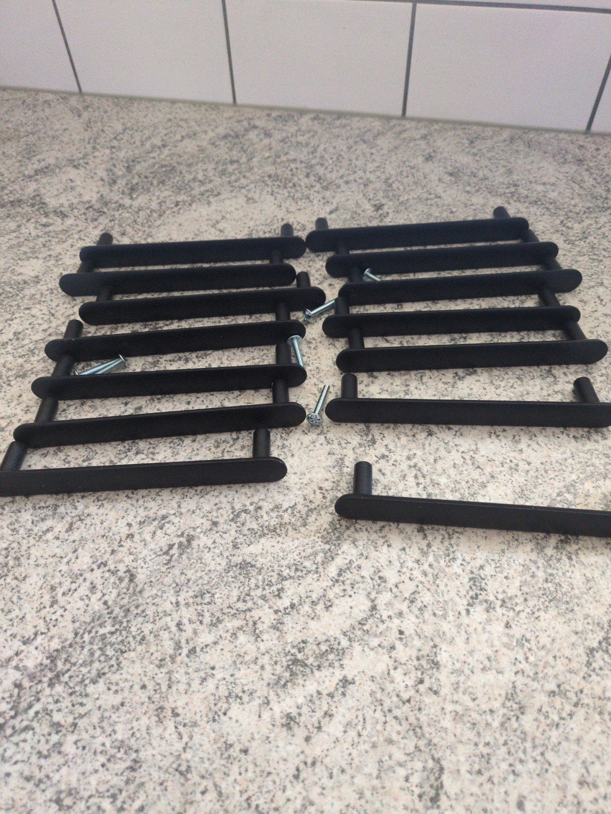 Set van 14 zwarte deurgrepen/kastgrepen met schroeven, Ophalen, Zo goed als nieuw, Overige materialen, Klink of Kruk