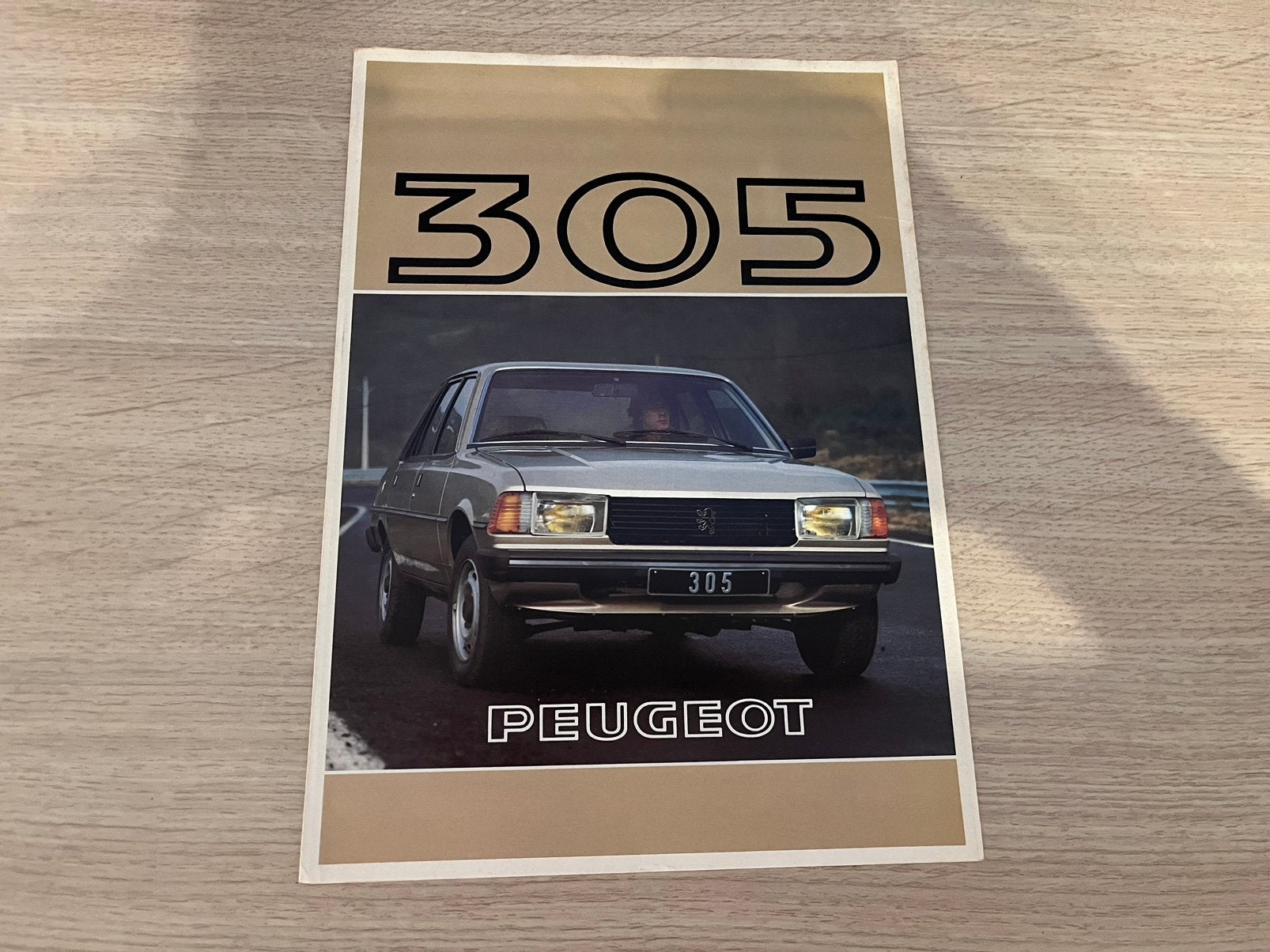 Folder Peugeot 305 (phase 1) 1981, Ophalen of Verzenden, Zo goed als nieuw