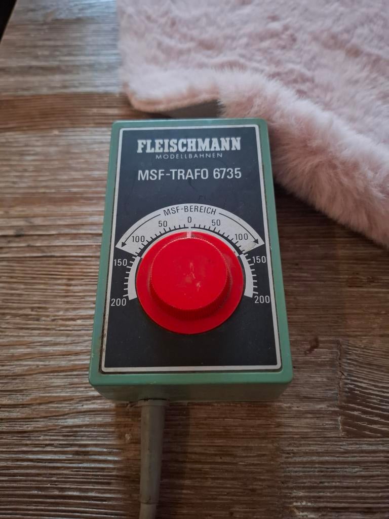 Fleischmann msf trafo 6735, Hobby en Vrije tijd, Transformator of Voeding, Gebruikt, Gelijkstroom, Fleischmann