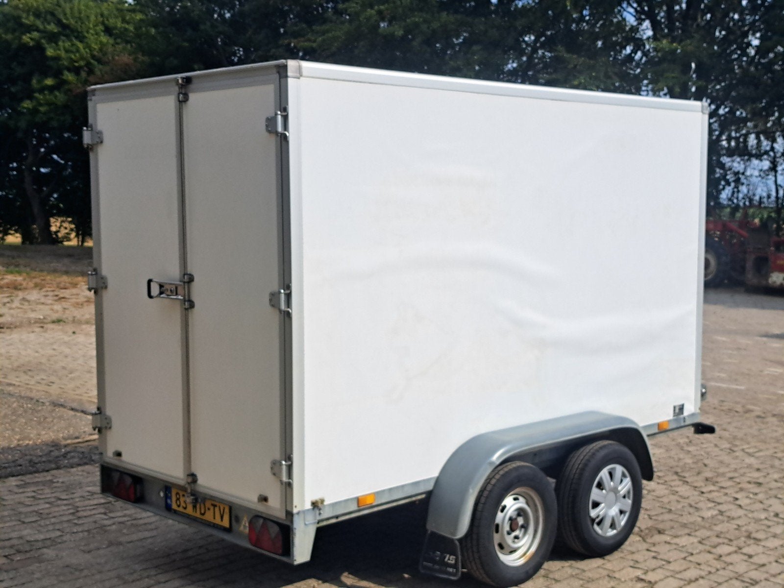 SARIS GESLOTEN TANDEMASSER MET WERK BOUWJAAR 2009 € 1700, Auto diversen, Aanhangers en Bagagewagens, Ophalen, Gebruikt