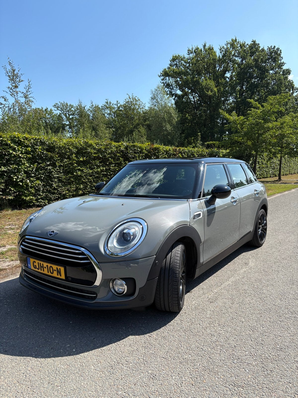 Mini Clubman 1.5 136pk Aut 2019 Grijs, Stationwagon, Particulier, 3 cilinders, 1300 kg