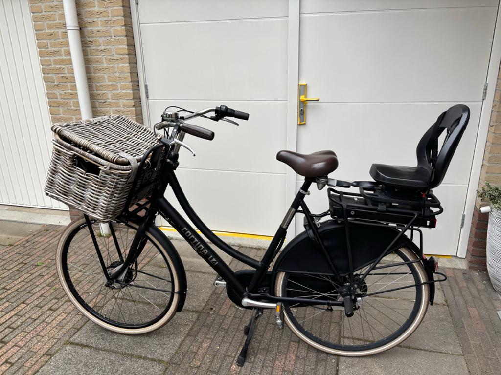 Cortina U4 Elektrische Mamafiets - 61 inch, Fietsen en Brommers, Fietsen | Dames | Damesfietsen, Gebruikt, Versnellingen, 56 cm of meer