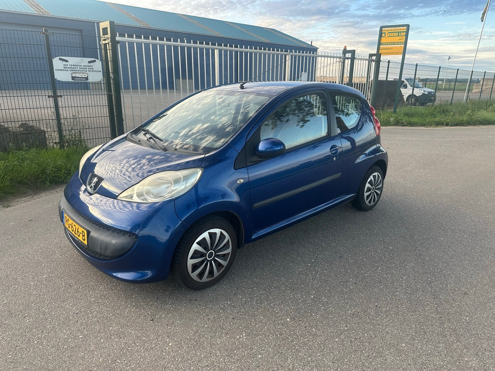 Peugeot 107 1.0 12V 3DR 2007 Blauw, Voorwielaandrijving, Stof, Zwart, 68 pk