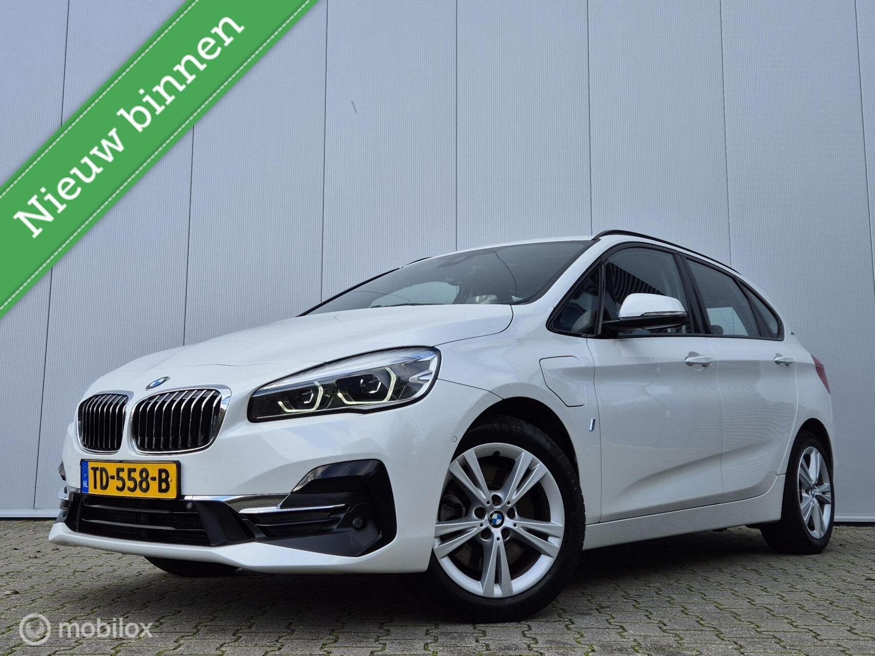 BMW 2-SERIE ACTIVE TOURER 225XE IPERFORMANCE HIGH EXECUTIVE, Auto's, Automaat, 136 pk, Gebruikt, Euro 6