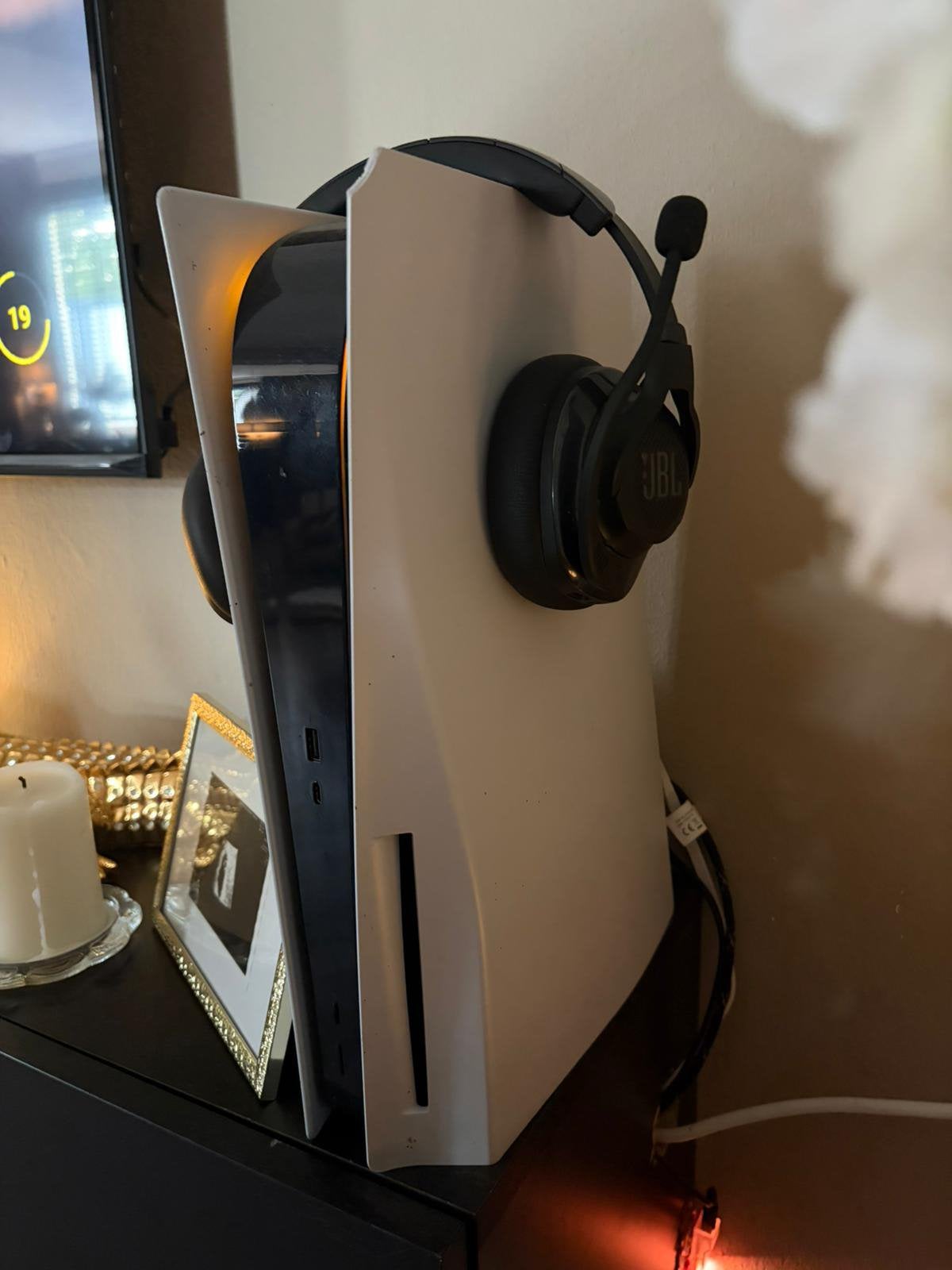 Playstation 5 + headset + 2 controalers met oplaadpunt, Spelcomputers en Games, Ophalen, Zo goed als nieuw