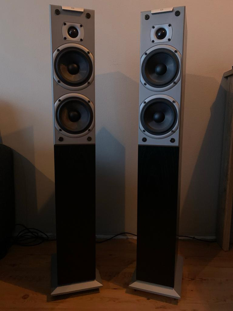 Audiovector KI3 Super Vloerstaande Luidsprekers, Zo goed als nieuw, 120 watt of meer, Front, Rear of Stereo speakers, Ophalen