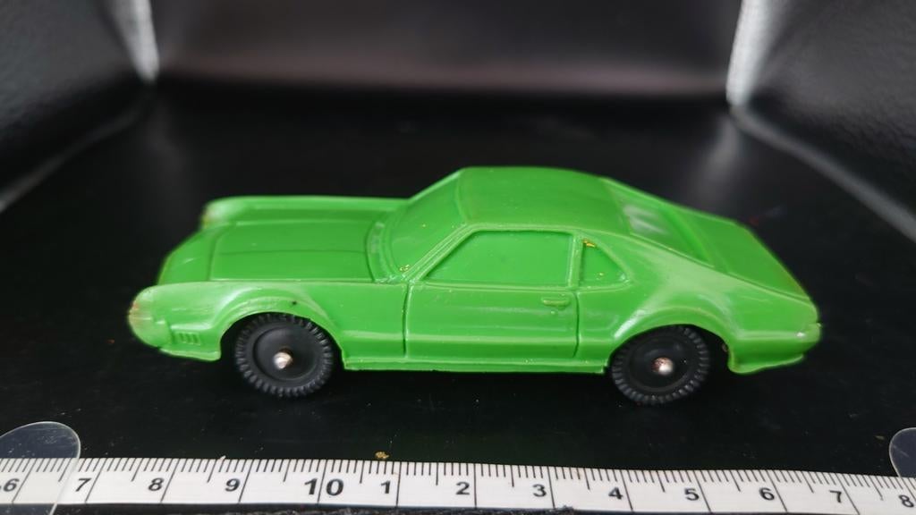 Stelco Vinyl Line Oldsmobile Toronado Gummi, Hobby en Vrije tijd, Ophalen of Verzenden, Gebruikt, Auto, Tomte