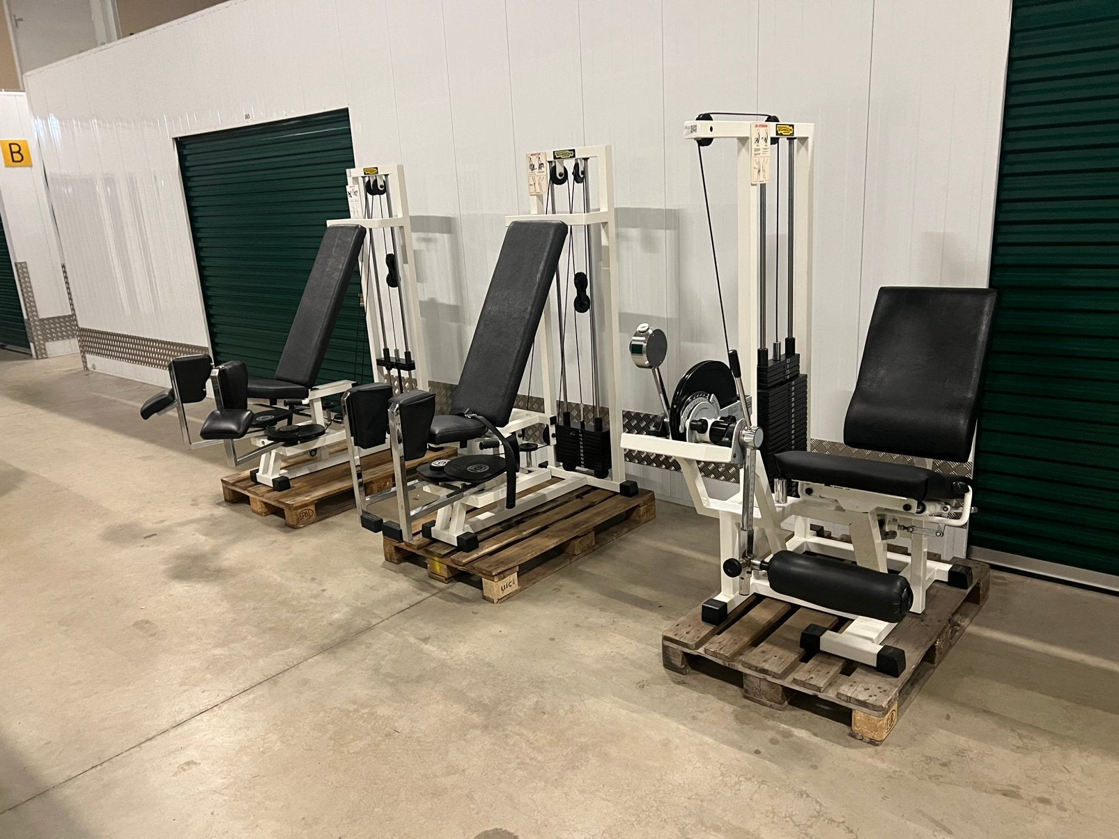3x TechnoGym (Leg extension, Abductor & Adductor), Sport en Fitness, Ophalen, Gebruikt, Overige typen, Metaal