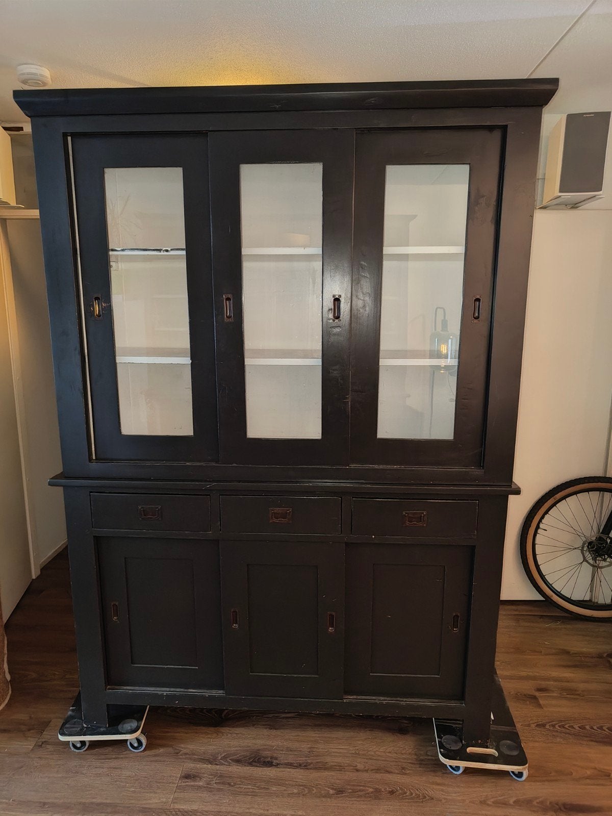 Nette buffetkast, Huis en Inrichting, Kasten | Buffetkasten, Ophalen, Gebruikt, 200 cm of meer, 25 tot 50 cm