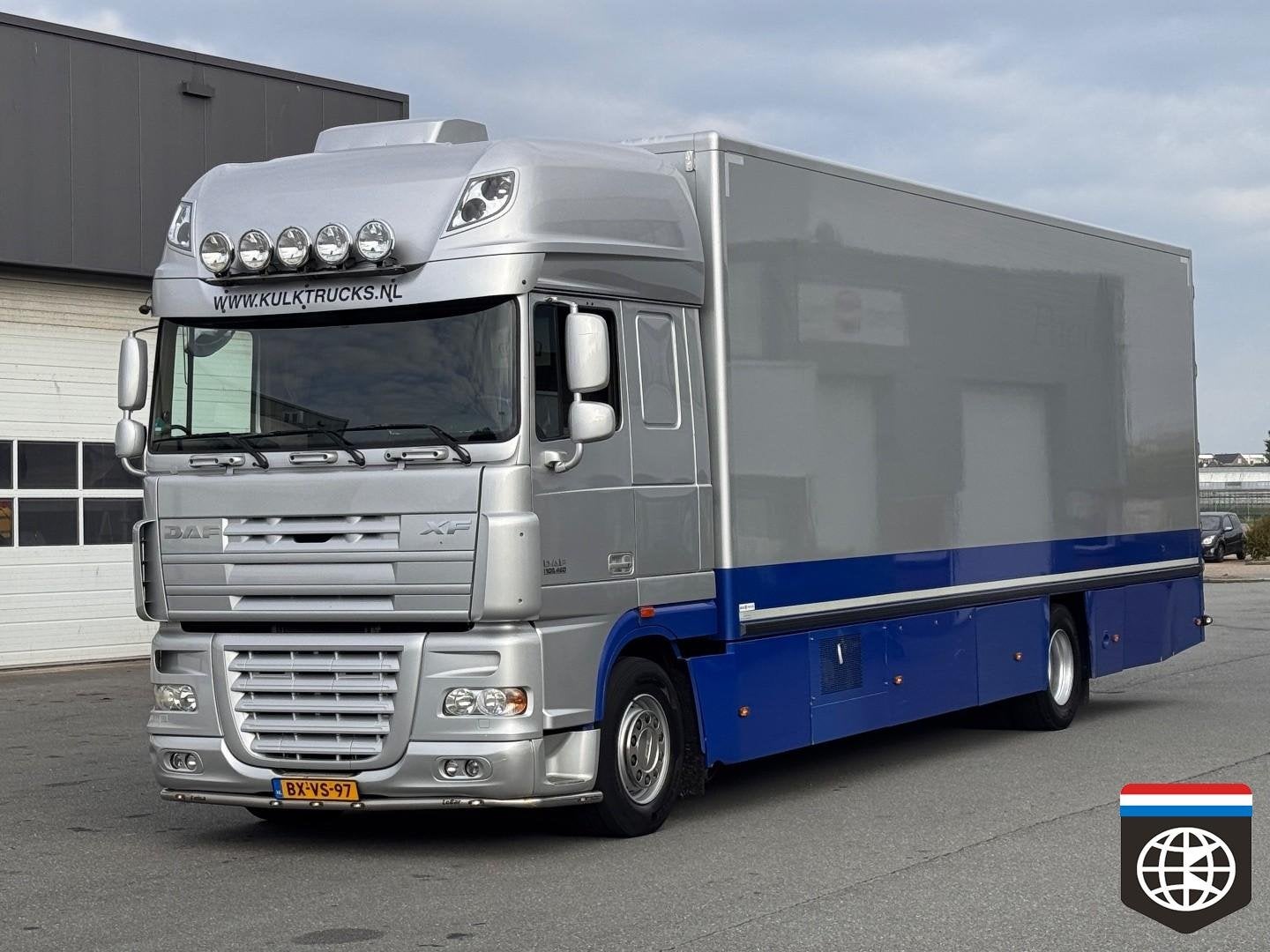 DAF FA XF105 460 - Handgeschakeld (16) - TRS koelmachine - l, Automaat, Euro 5, Achterwielaandrijving, Overige kleuren