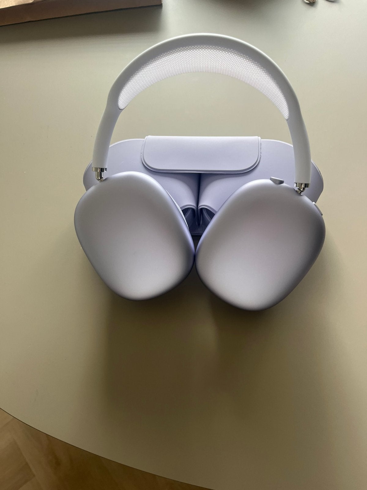 Airpods max, Ophalen of Verzenden, Zo goed als nieuw, Overige merken