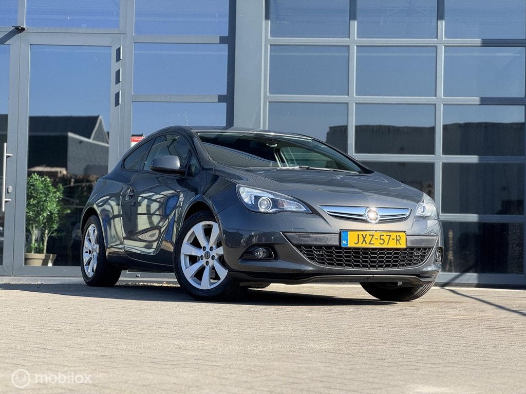 Opel Astra GTC 1.4 Turbo Design Edition NWE KETTING / CARPAS, Auto's, Opel, Voorwielaandrijving, Gebruikt, 4 cilinders, 700 kg