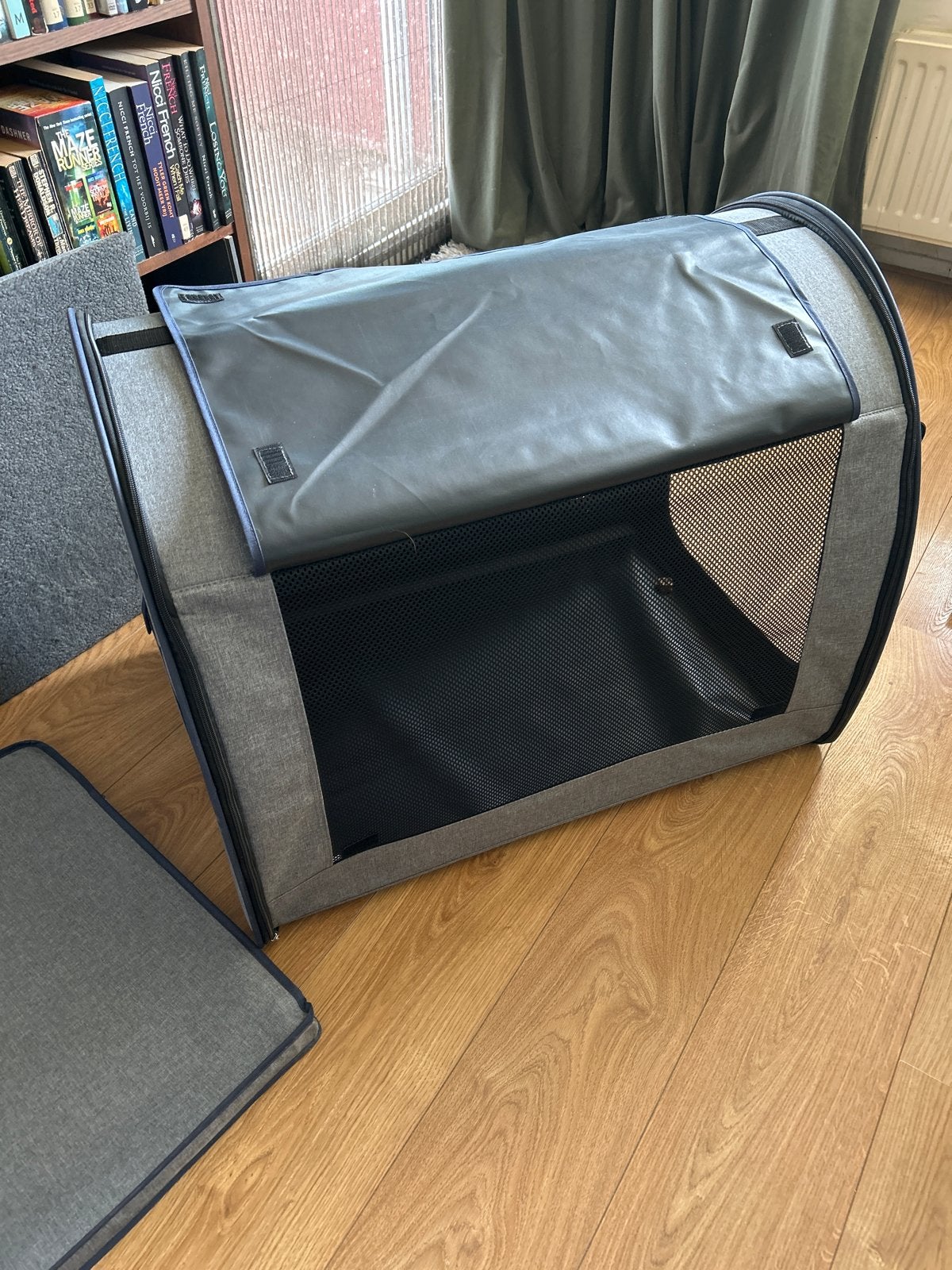 Opvouwbare honden bench, Dieren en Toebehoren, Hondenbenches, Ophalen, Zo goed als nieuw
