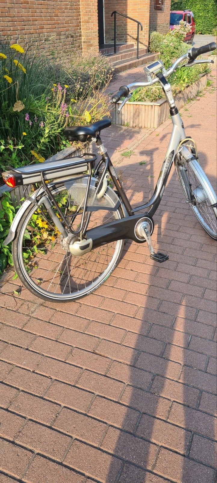 zeer nette elektrische fiets merk gazelle, Fietsen en Brommers, Fietsen | Dames | Moederfietsen, Ophalen, 2 zitjes, 53 tot 56 cm