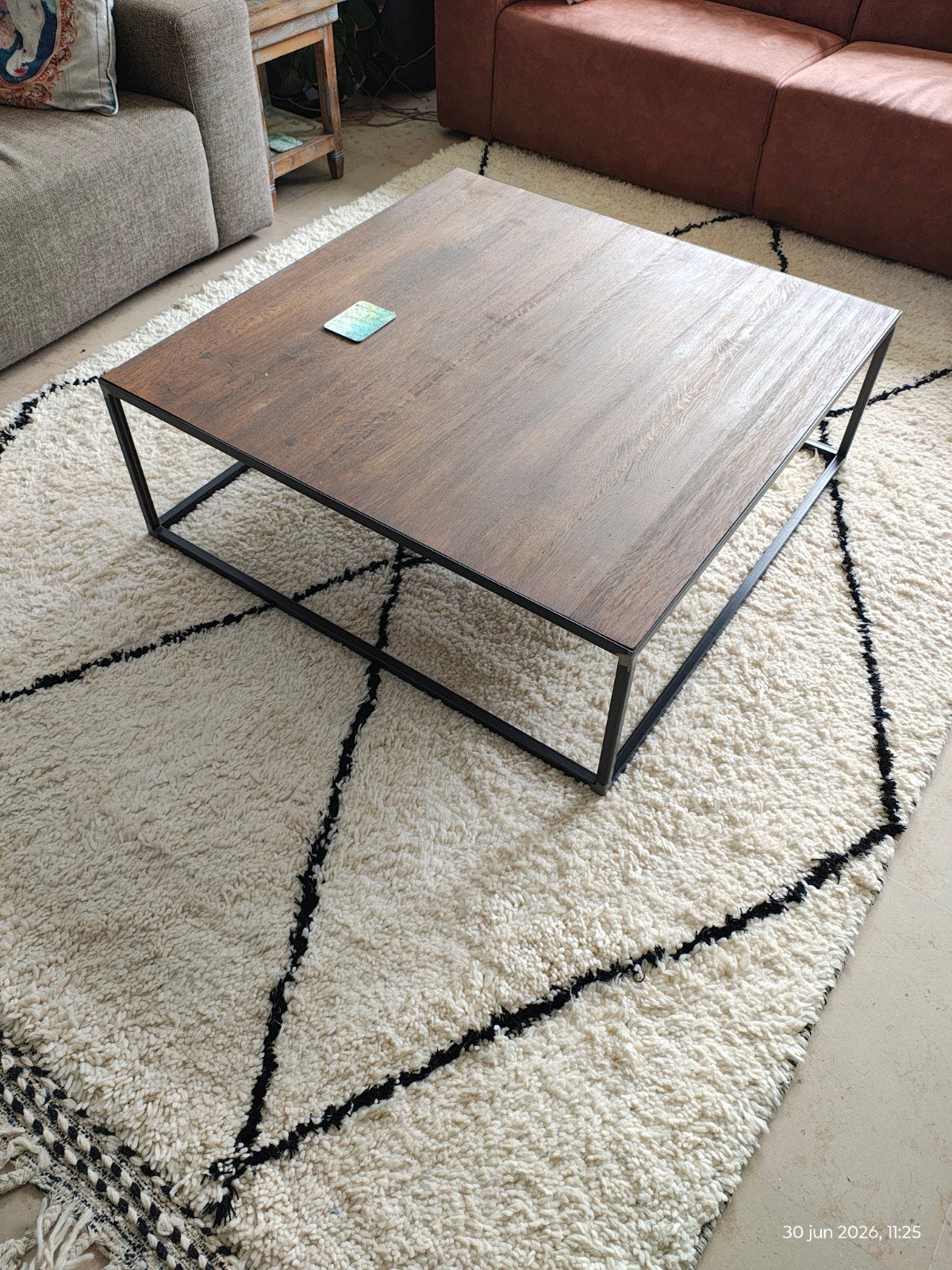 Salontafel Hout met Zwart Metalen Frame, Huis en Inrichting, 100 tot 150 cm, Zo goed als nieuw, Rechthoekig, 50 tot 100 cm