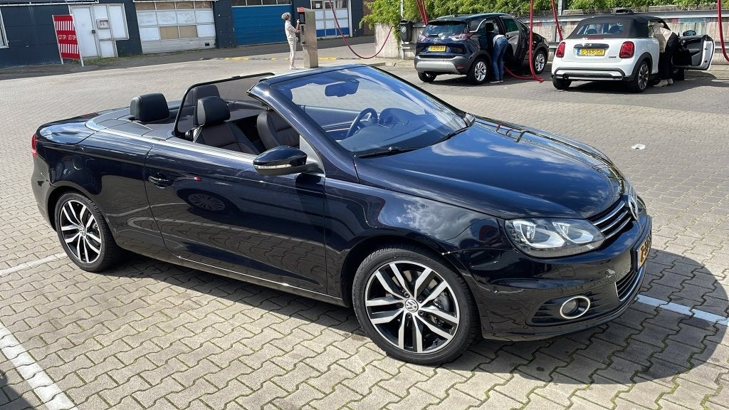 Volkswagen Eos 2.0 16V Tfsi 155KW DSG 2011 Zwart Cabrio, 1486 kg, 4 cilinders, 4 stoelen, Zwart