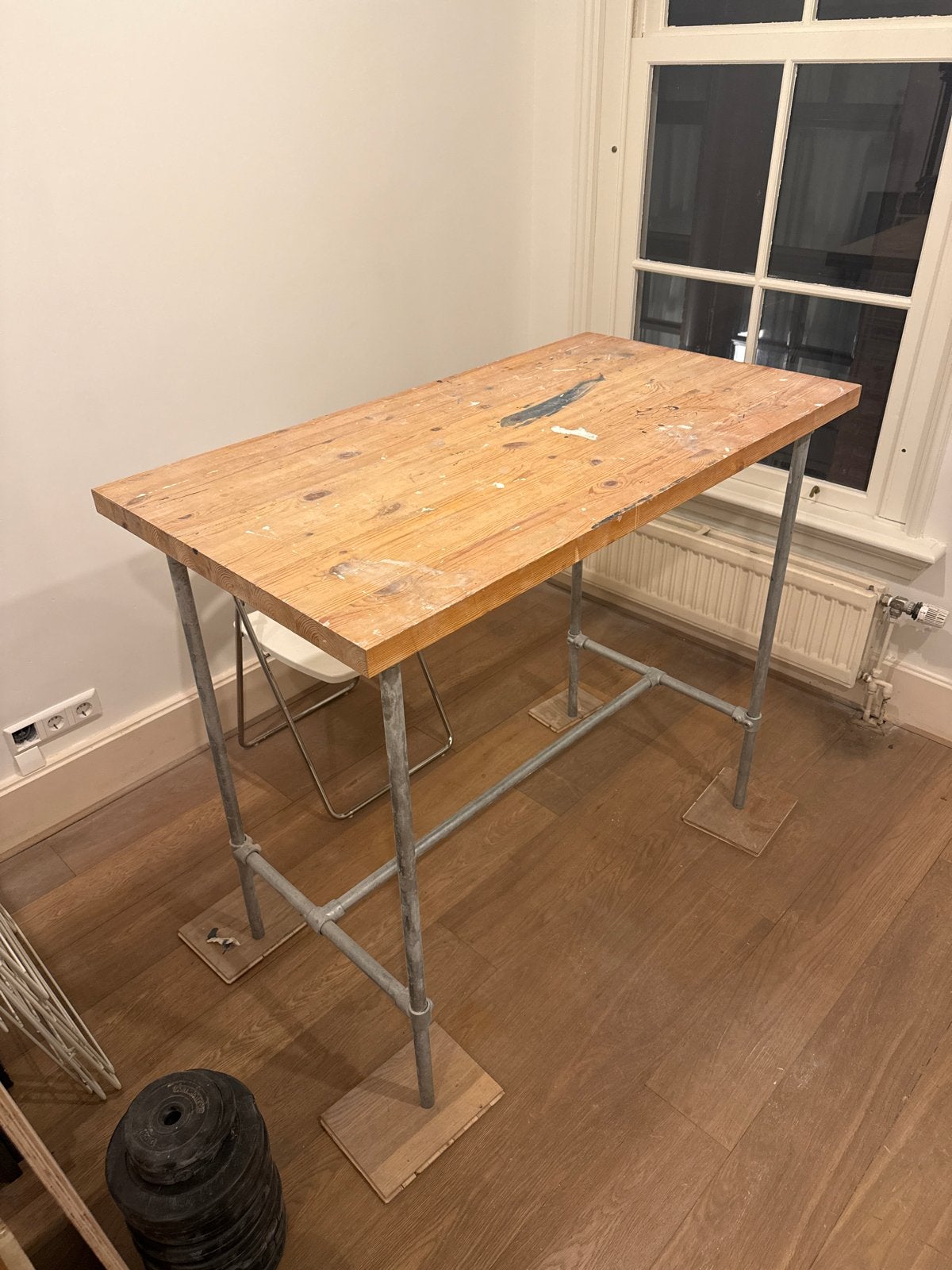 Stevige houten werkbank met steigerbuizen onderstel, Ophalen, Gebruikt, 75 cm of meer, 60 cm of meer