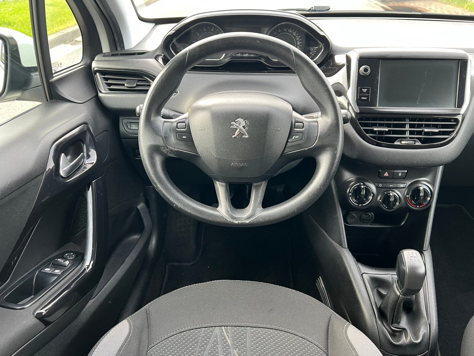 Peugeot 208 1.0 VTI AIRCO | CRUISE | PDC | BLUETH. | ISOFIX, Auto's, Voorwielaandrijving, 31 €/maand, Bedrijf, 3 cilinders