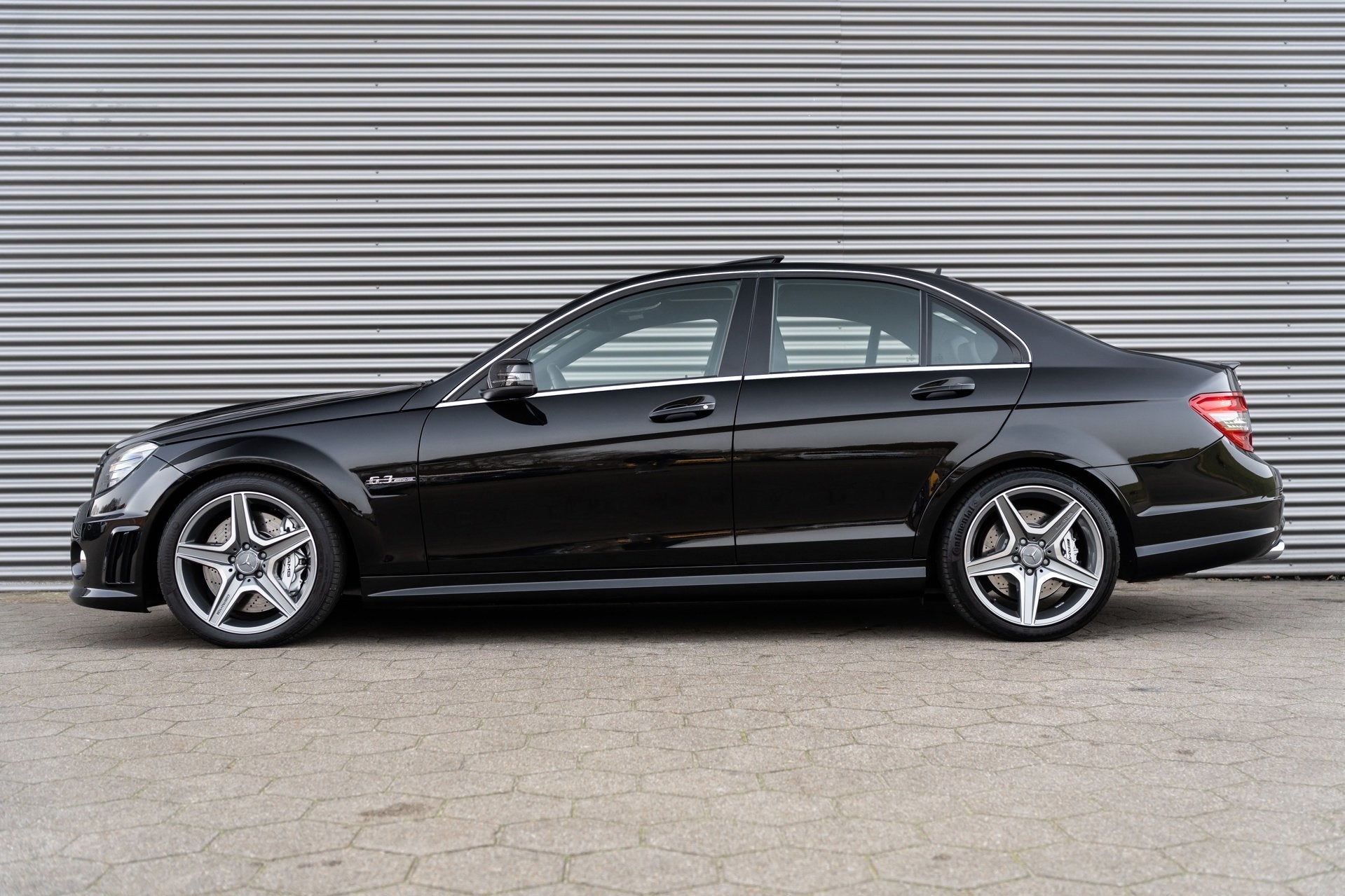 Mercedes-Benz C-klasse AMG C63 V8 DEALER ONDERHOUDEN, Auto's, Automaat, Dealer onderhouden, Achterwielaandrijving, Automatische klimaatregeling