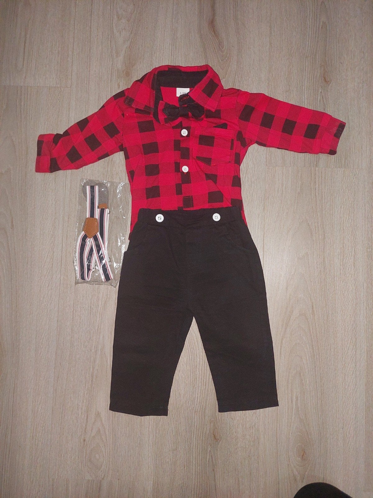 Baby jongens set: geruit overhemd, broek en bretels, Ophalen of Verzenden, Zo goed als nieuw, Overige maten