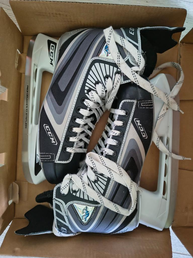 CCM ijshockey schaatsen - Maat 45, Ophalen of Verzenden, Gebruikt, Schaatsen