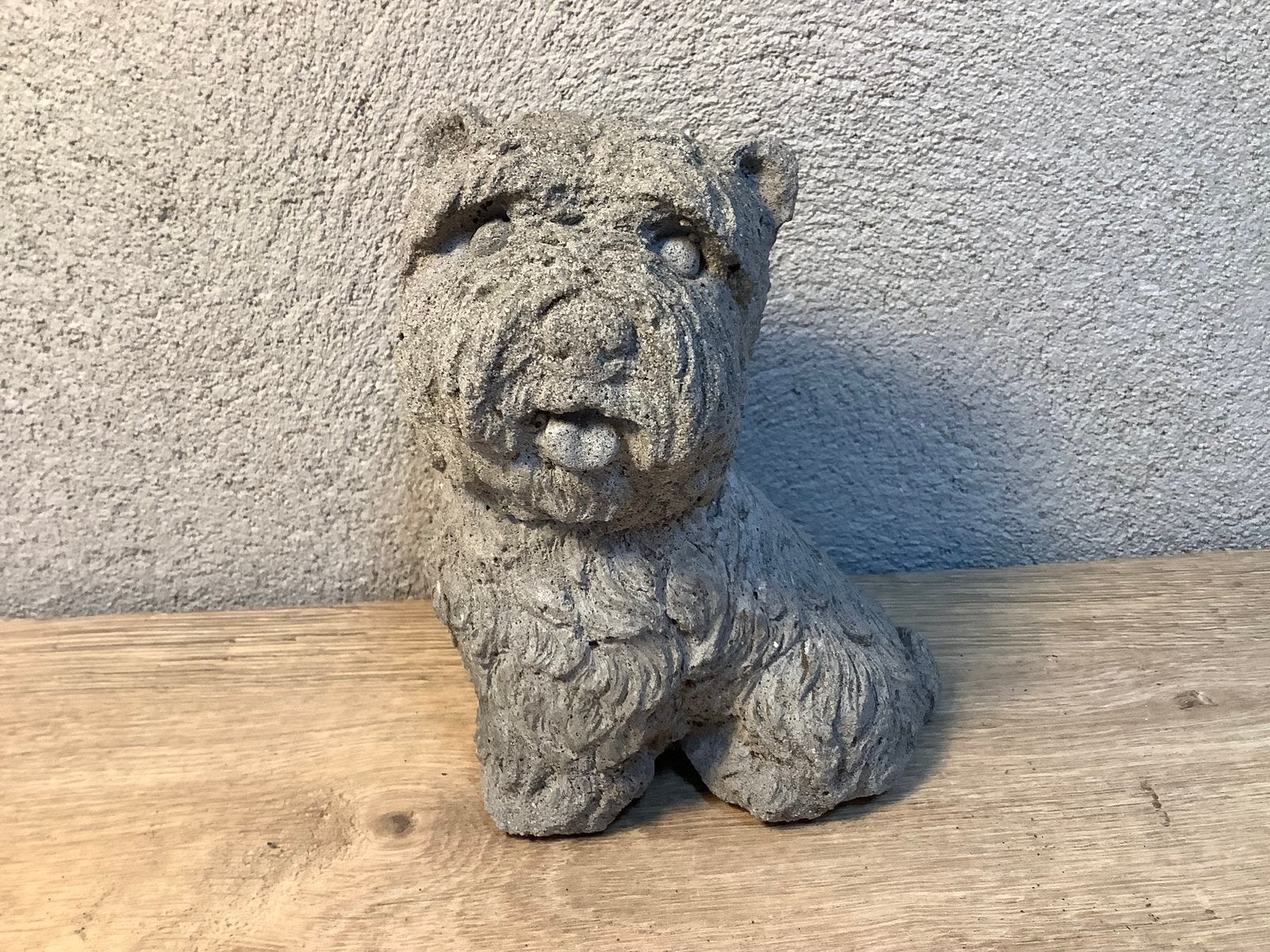 Kleine betonnen hond tuinbeeld, Ophalen of Verzenden, Gebruikt, Dier