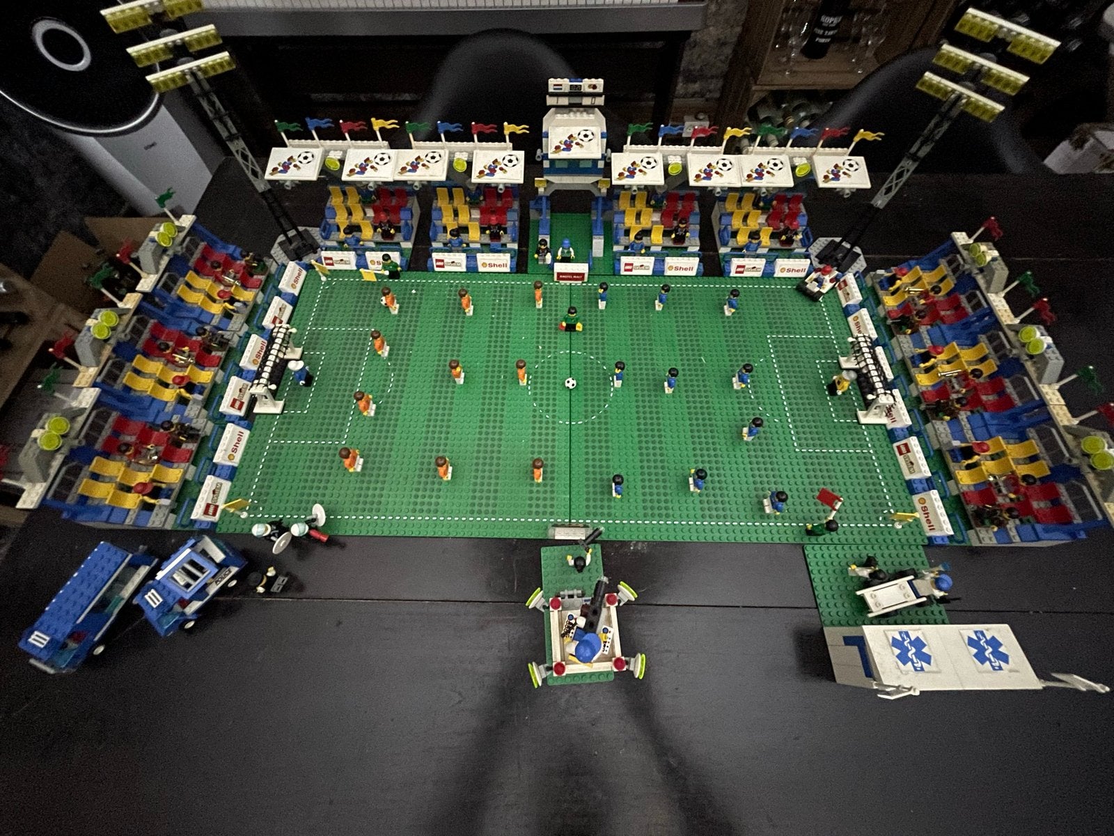 LEGO Voetbalstadion met spelers en accessoires, Ophalen of Verzenden, Gebruikt