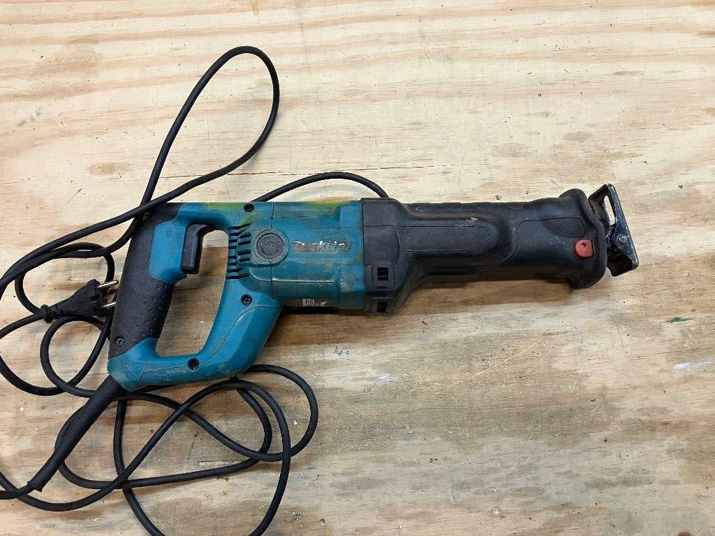 makita reciprozaag, metabo decoupeerzaag 230V, Gebruikt, 70 mm of meer, 600 tot 1200 watt, Ophalen of Verzenden