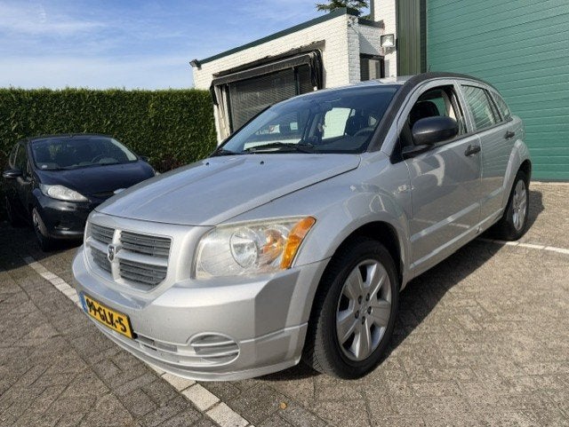 Dodge Caliber Zeer nette auto, rijdt en schakelt prima!, Auto's, 1998 cc, 450 kg, Gebruikt, Origineel Nederlands