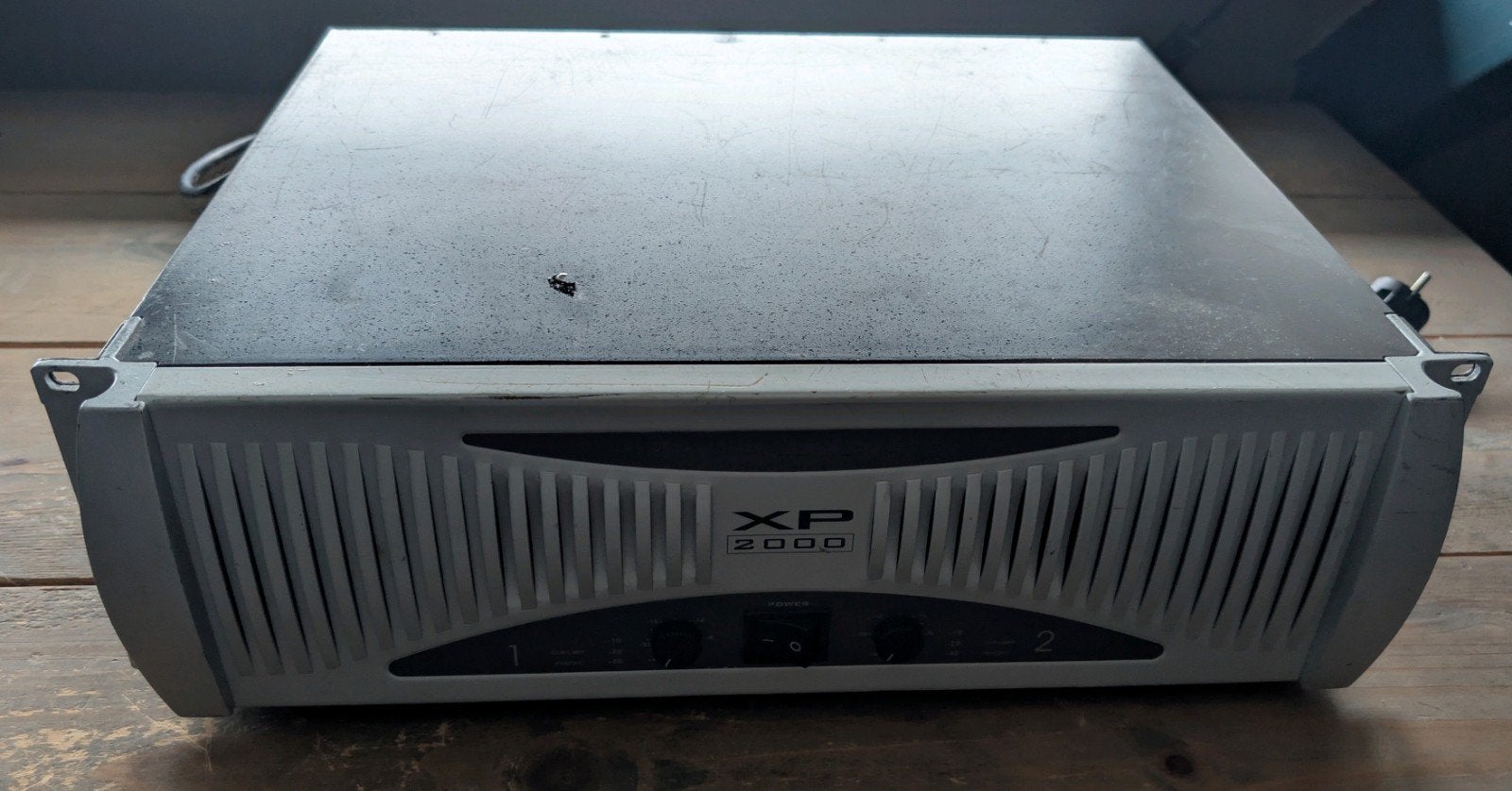 Phonic XP2000 - Professionele Geluidsversterker, Ophalen, Gebruikt, 1000 watt of meer, Monitor(versterker)