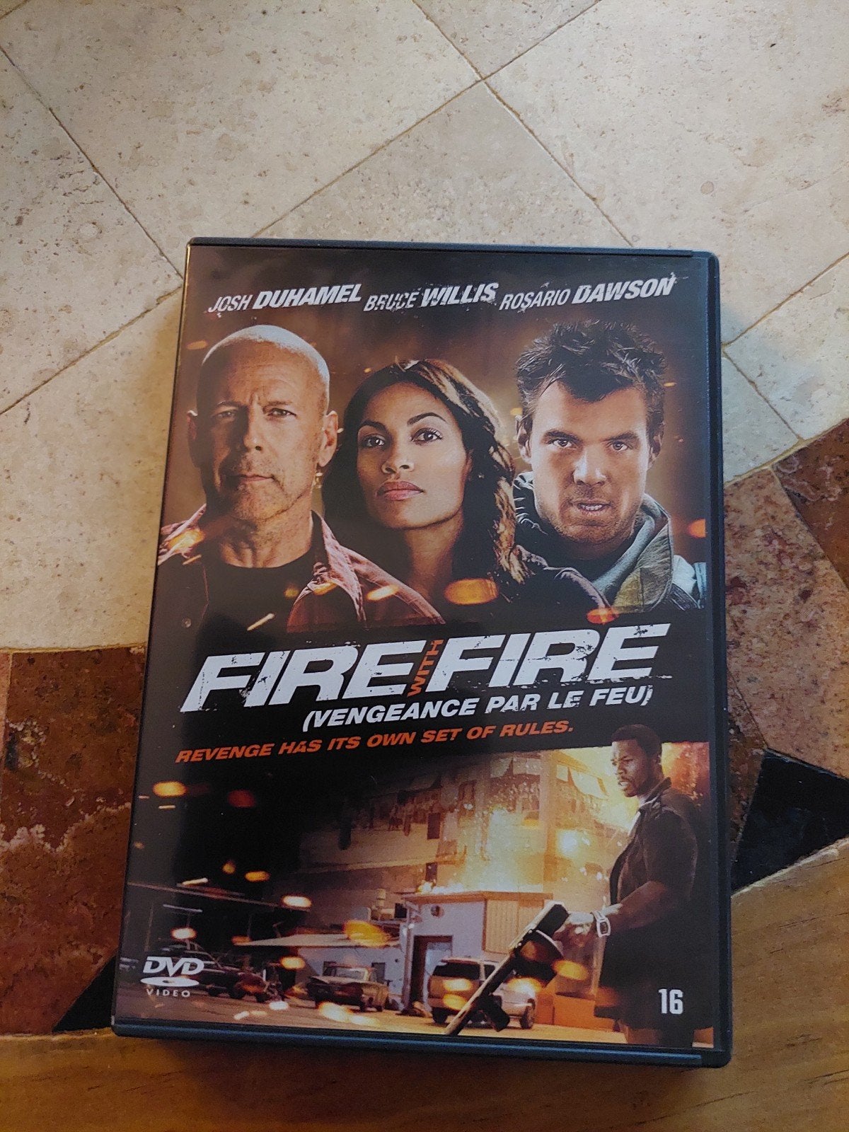 FIRE WITH FIRE, Vanaf 12 jaar, Ophalen of Verzenden, Zo goed als nieuw