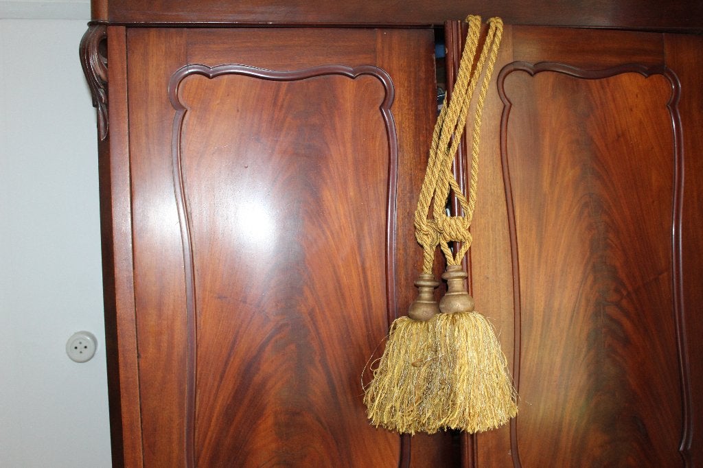 Gordijnembrasse met massief houten klossen - twee stuks, Gebruikt, Overige merken, Hout, Ophalen of Verzenden