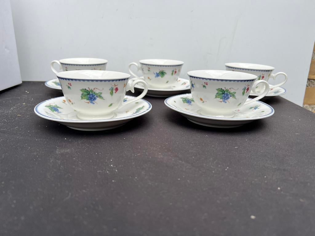 Te Koop Vintage Balmoral Castle Kop En Schotel, Antiek en Kunst, Antiek | Servies los, Ophalen of Verzenden