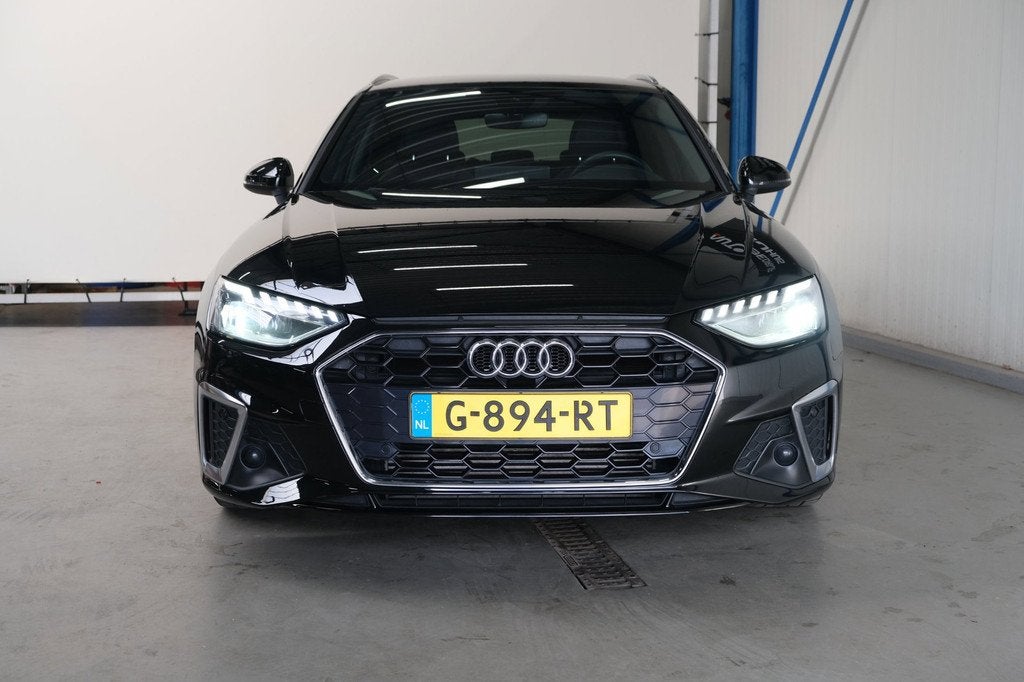 Audi A4 Avant 35 TFSI Launch edition Sport 2x S-Line Automaa, Gebruikt, Euro 6, 4 cilinders, Origineel Nederlands
