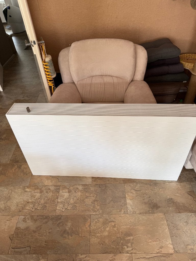 Sentimo Groove radiatorbekleding wit 140 x 75 cm, Ophalen, 30 tot 80 cm, Gebruikt, Overige typen