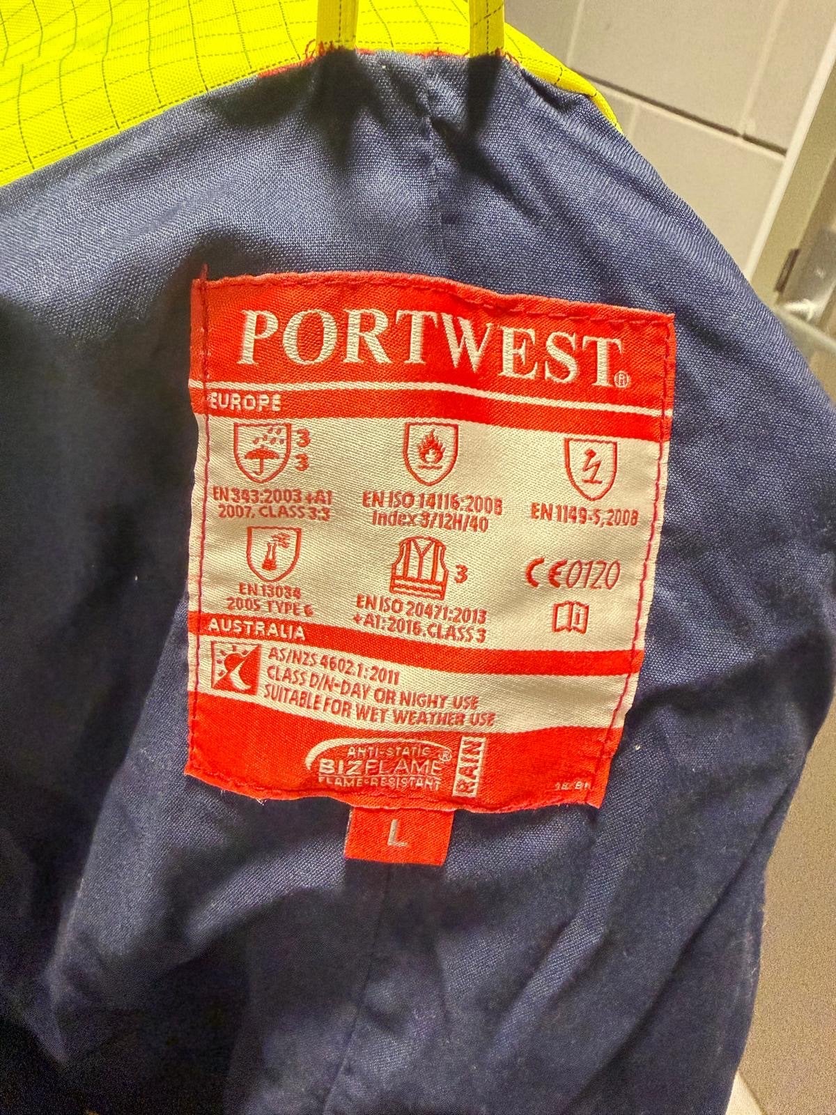 Portwest Hi-Vis Werkjas - Maat L, Kleding | Heren, Jassen | Winter, Ophalen, Zo goed als nieuw, Maat 52/54 (L), Geel