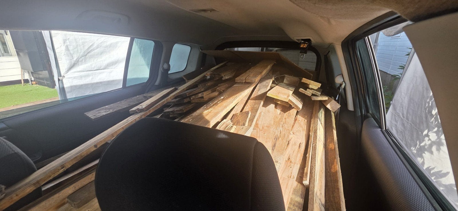 Diverse gebruitke houten planked en balken, Ophalen
