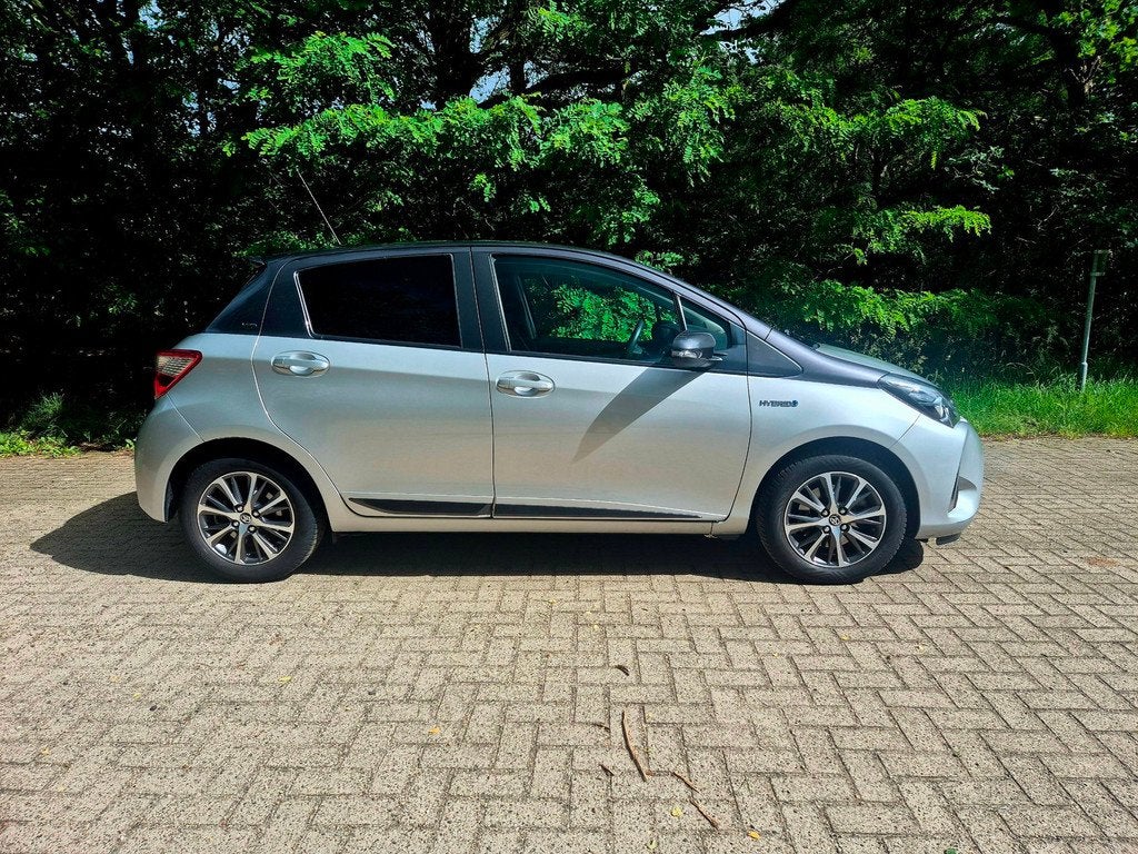 Toyota Yaris 1.5 Hybrid Y20 Exclusive Edition, 40 €/maand, 4 cilinders, Origineel Nederlands, Bedrijf