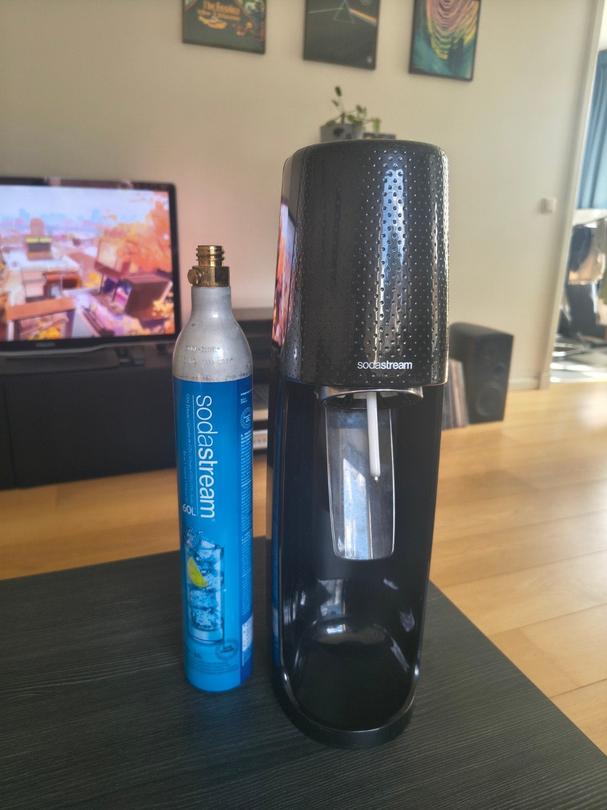 Sodastream machine met twee CO2 cilinders, Ophalen, Gebruikt